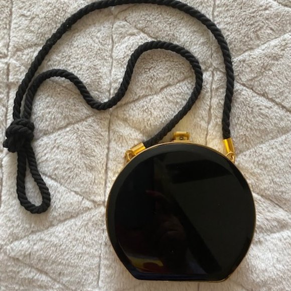 Elaine Handbags - Vintage Black and Gold Hard Shell Evening Bag